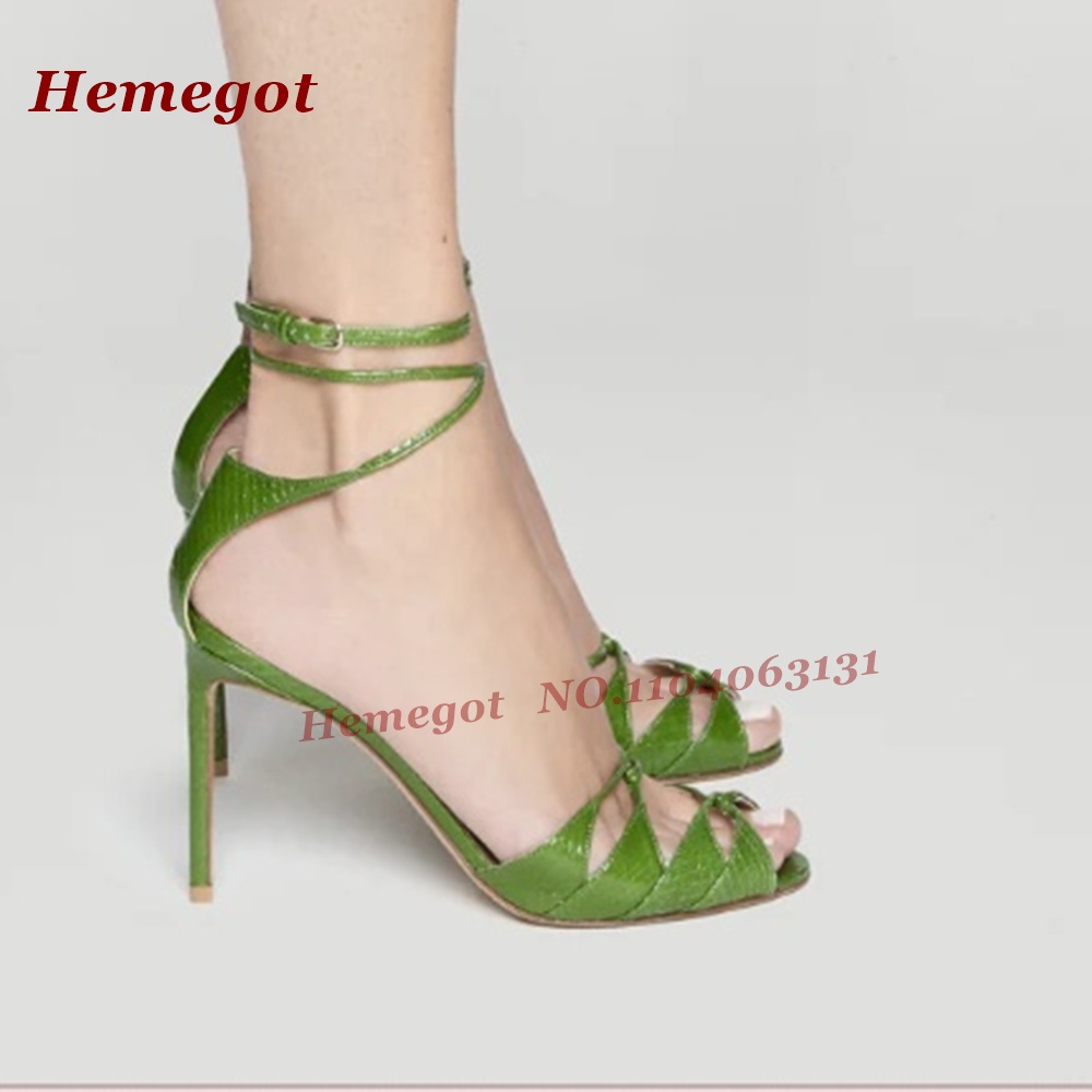Sandálias de tiras padrão croc - Sandal Strappy Heeled avaliação e preço